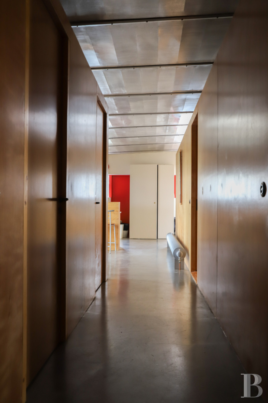 En Meurthe-et-Moselle,  un ancien clubhouse d’aérodrome réalisé par Prouvé et Le Corbusier - photo  n°16